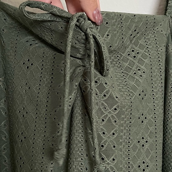 NWT | Vibe | Olive Green Eyelet Dress | Size 2X - Picture 6 of 8